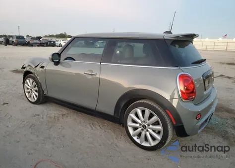 2015 Mini Cooper S из США, поврежденный, VIN WMWXP7C53F2A40922